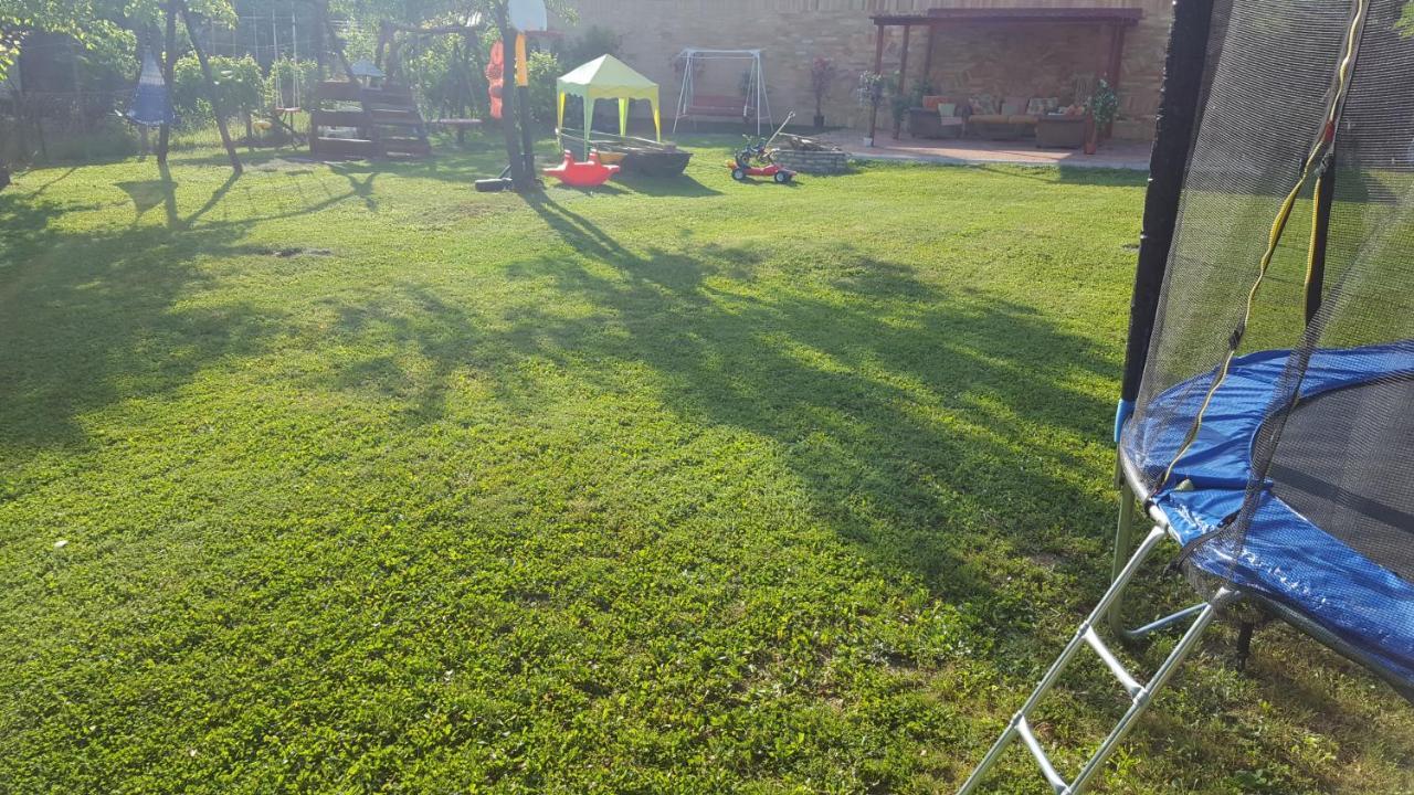 Sarreti Apartmanhaz Balatonfüred Buitenkant foto