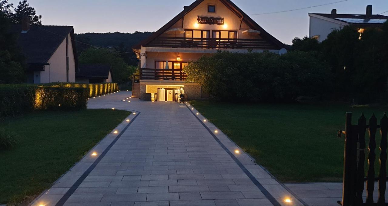 Sarreti Apartmanhaz Balatonfüred Buitenkant foto