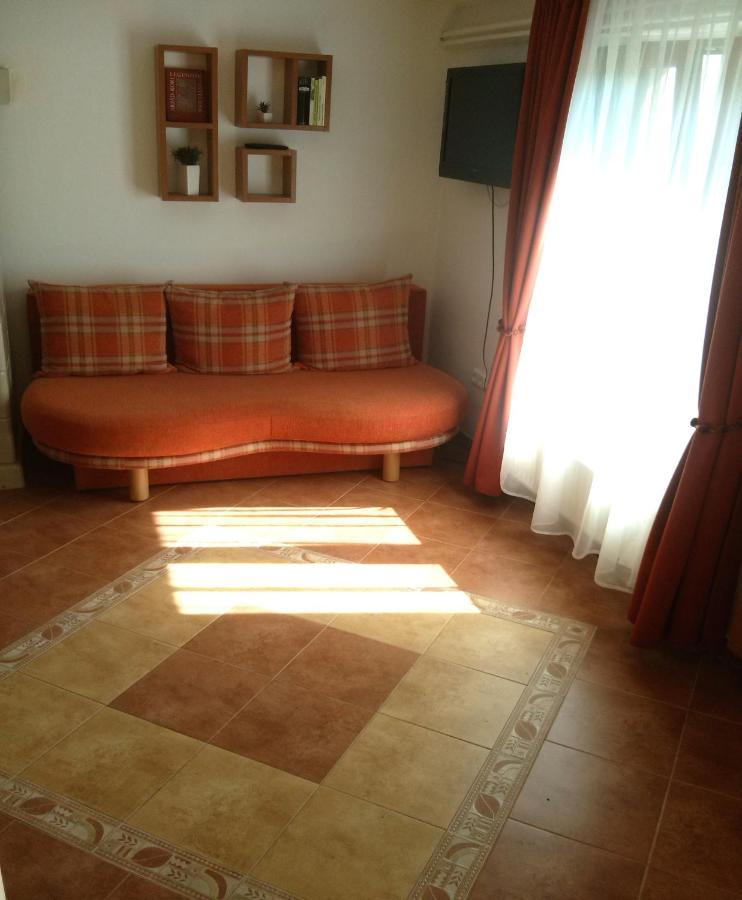 Sarreti Apartmanhaz Balatonfüred Buitenkant foto
