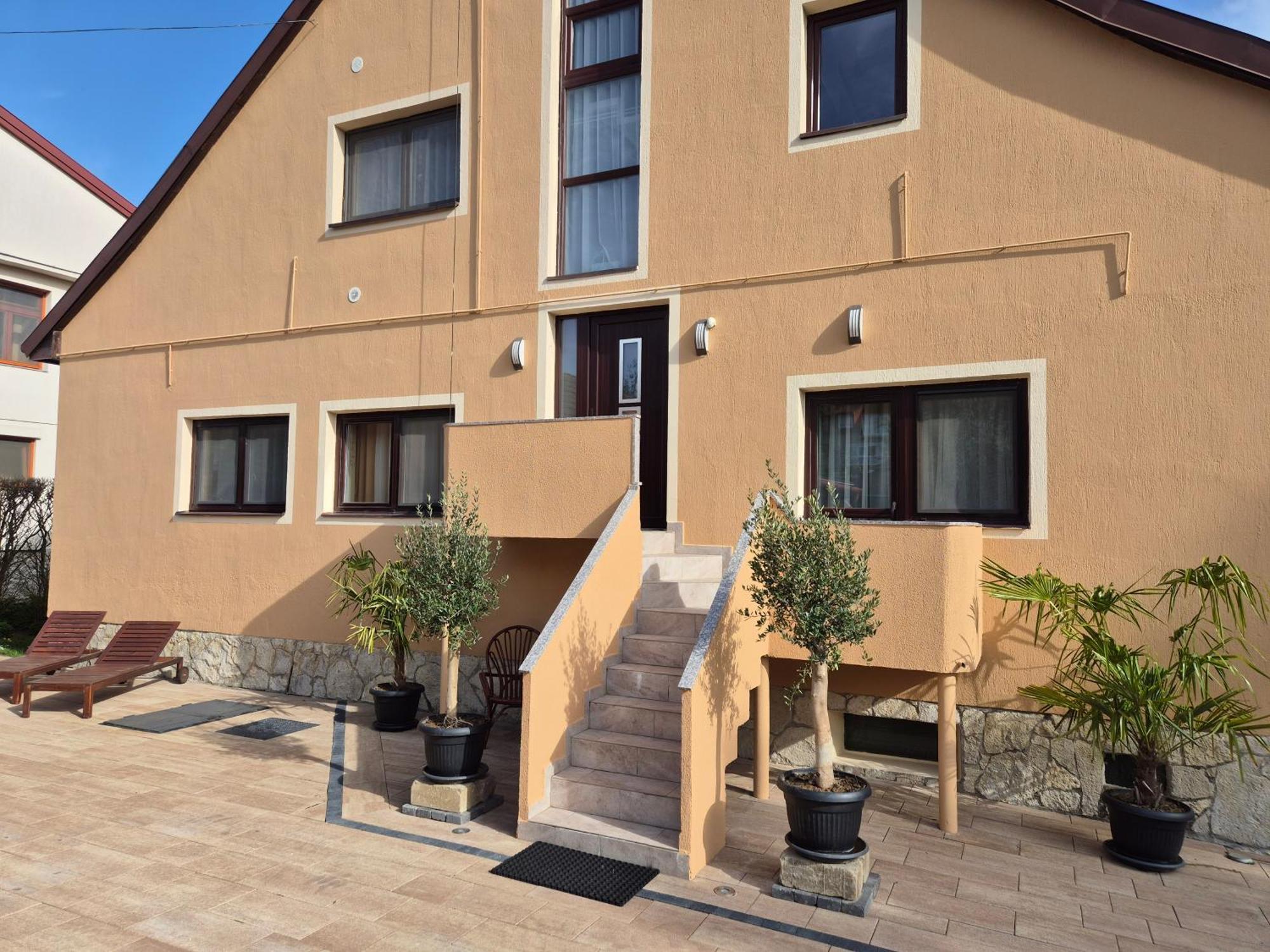 Sarreti Apartmanhaz Balatonfüred Buitenkant foto